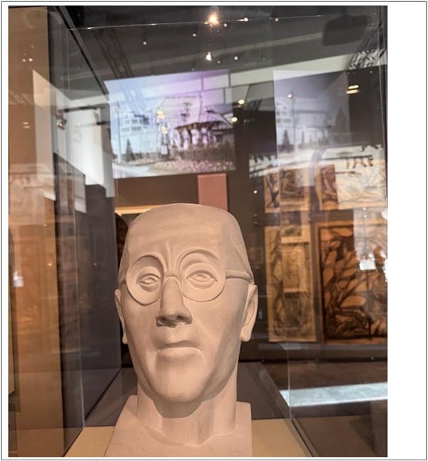 Bust